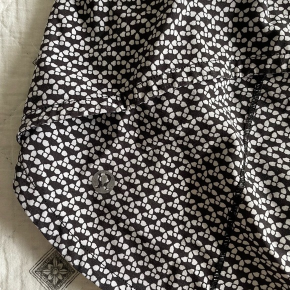 Lululemon Shorts - Picture 4 of 4